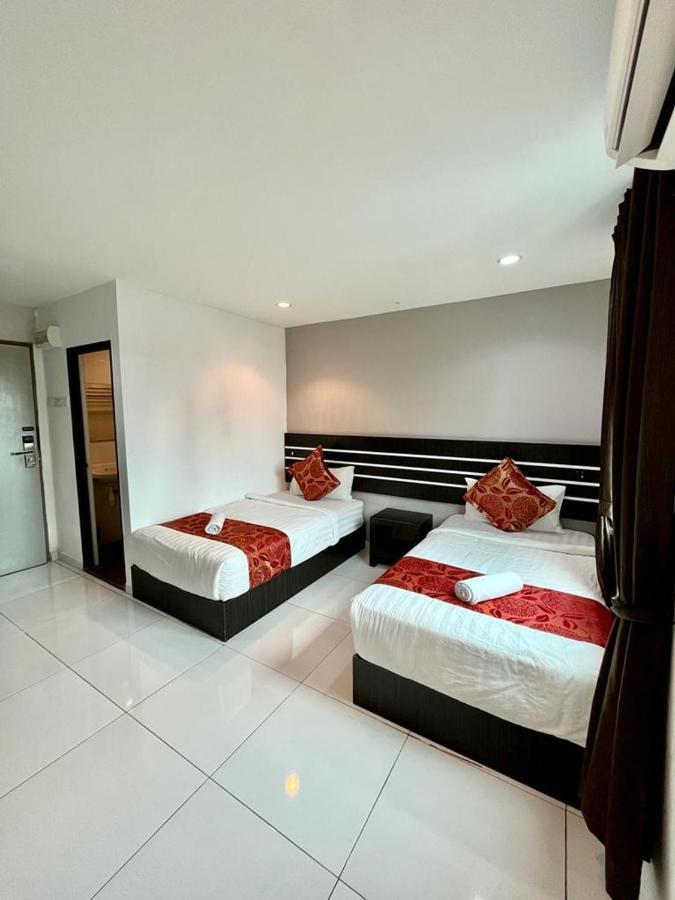 Hotel Zamburger Tengkera Melaka Exterior foto
